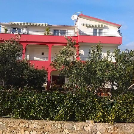 Apartments Mare - 30 M From Pebble Beach Seget Vranjica Exterior foto